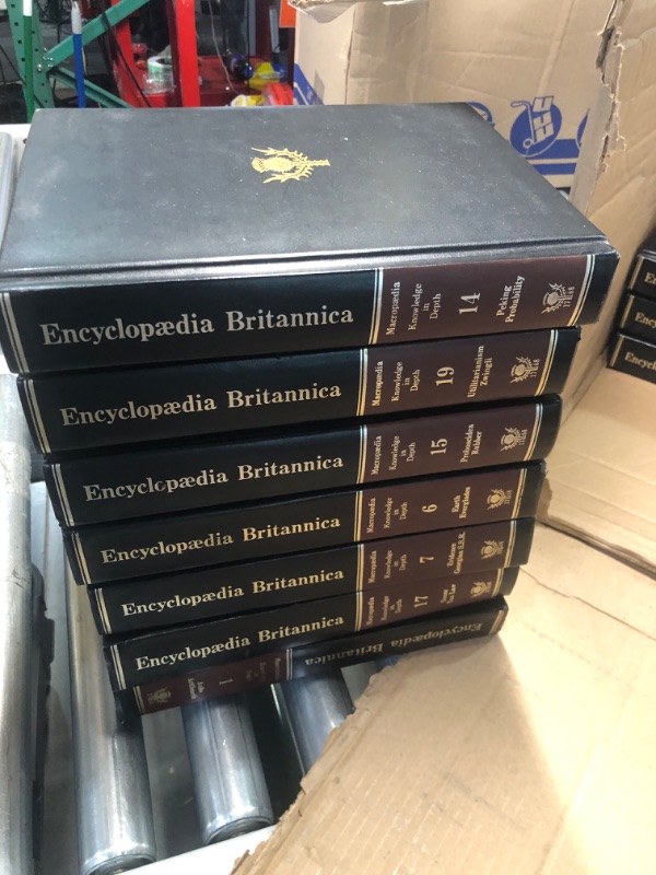 Photo 11 of Encyclopaedia Britannica 30 Vol Set