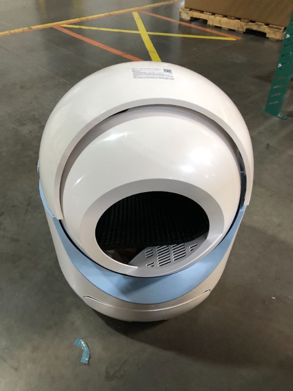 Photo 1 of **NON REFUNDABLE NO RETURNS SOLD AS IS**PARTS ONLY*****USED - LIKELY MISSING PARTS - UNABLE TO VERIFY FUNCTIONALITY***
REDSASA Self-Cleaning Cat Litter Box with Trash Bag Roll, Odor Isolation