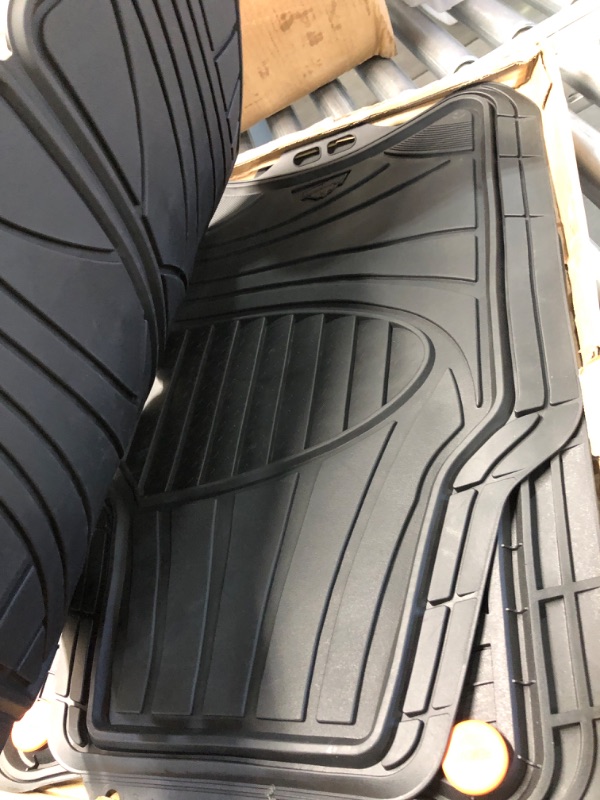 Photo 1 of Armor All 78840ZN 4-Piece Black Rubber All-Season Trim-to-Fit Floor Mats for Cars, Trucks and SUVs Black 4-Piece
