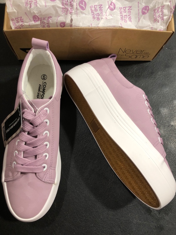 Photo 1 of (6) Women Lace Up Platform Sneakers Comfortable Casual Fashion Sneaker Walking Shoes