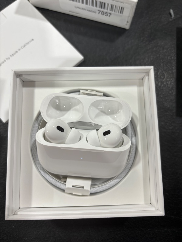 Photo 2 of AirPods Pro (2nd Generation) with MagSafe Case (USB?C)