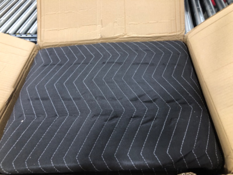 Photo 1 of 2 Pcs Sound Dampening Blanket Soundproof Blanket Grommeted Sound Dampening Blanket Studio Sound Absorption Sheet Light Blocker, Insulated Blanket, General Indoor or Outdoor Use (80 x 96 Inches) 