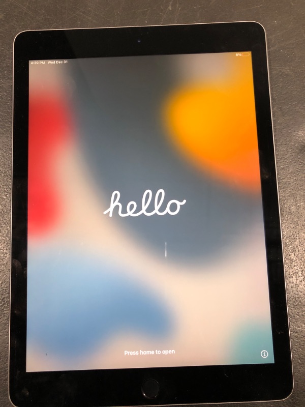 Photo 10 of Apple iPad Pro Tablet (128GB, Wi-Fi, 9.7in) Gray RENEWED