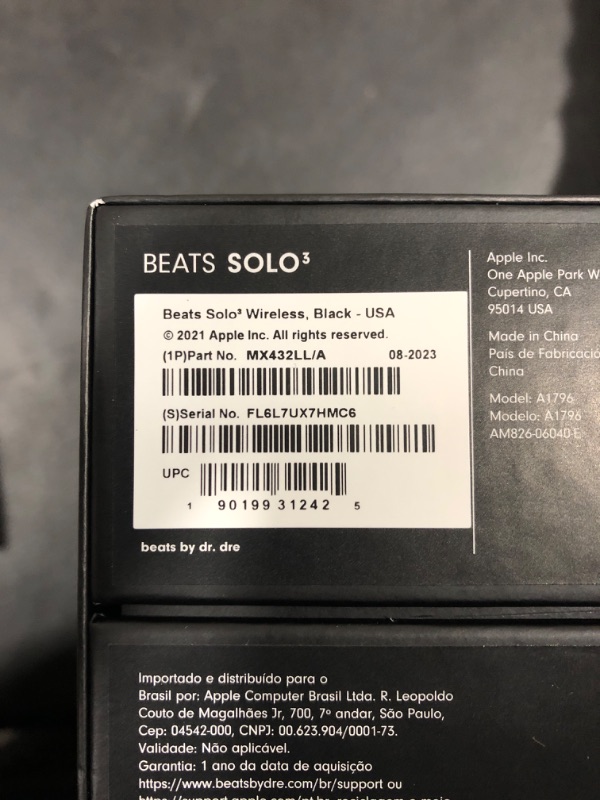 Photo 5 of Beats Solo3 Wireless On-Ear Headphones - Apple W1 Headphone Chip, Class 1 Bluetooth, 40 Hours of Listening Time, Built-in Microphone - Black (Latest Model)