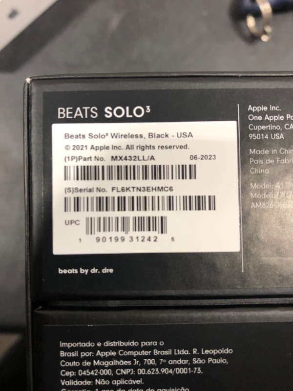 Photo 5 of Beats Solo3 Wireless On-Ear Headphones - Apple W1 Headphone Chip, Class 1 Bluetooth, 40 Hours of Listening Time, Built-in Microphone - Black (Latest Model)