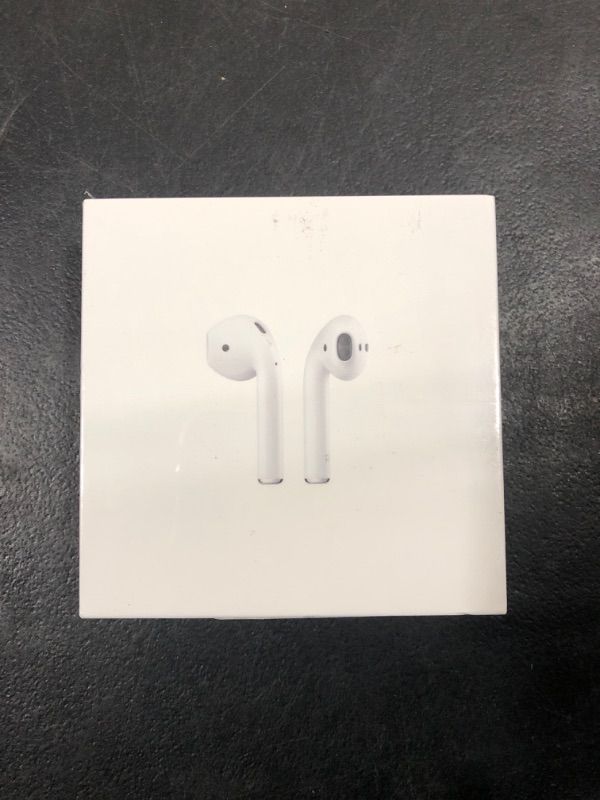 Photo 4 of Apple AirPods (2nd Generation) with Charging Case