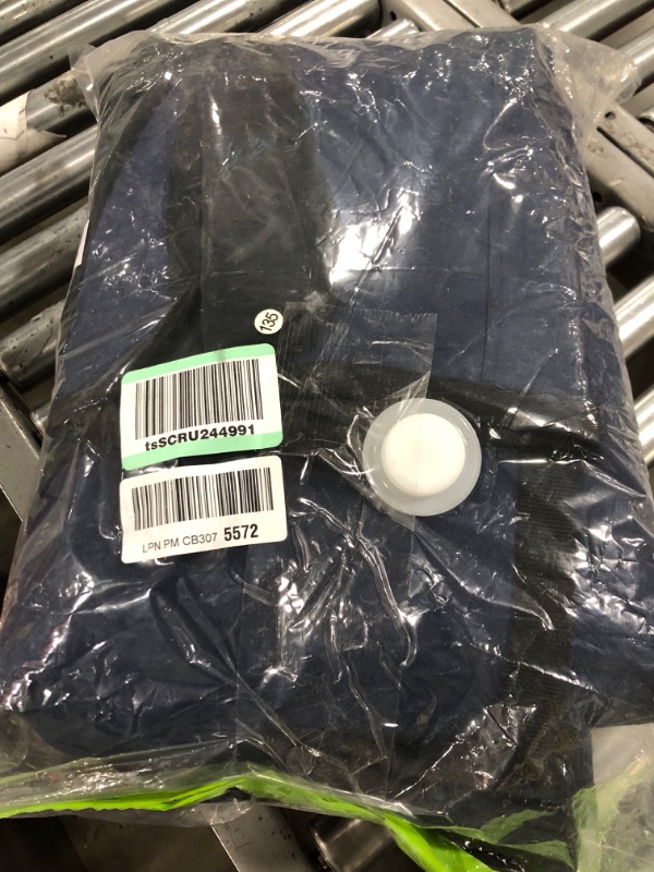 Photo 1 of 1200D Heavy Weight Horse Winter Turnout(400g Fill),with Detachable Neck Cover,Waterproof Thickened Horse Rug,Navy Blue,72in