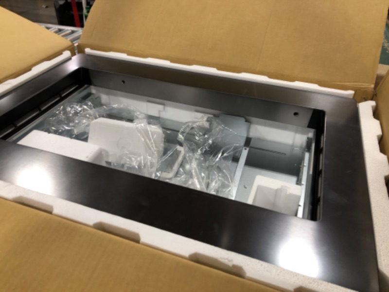 Photo 1 of 30" Trim Kit for MS19M8020TG Microwave