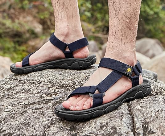 Photo 1 of [Size 9.5] CAMELSPORTS Men’s Sandals Hiking Athletic Sandals Non-slip Water Sandals Comfortable Sport Sandals Open Toe Casual Beach Sandals