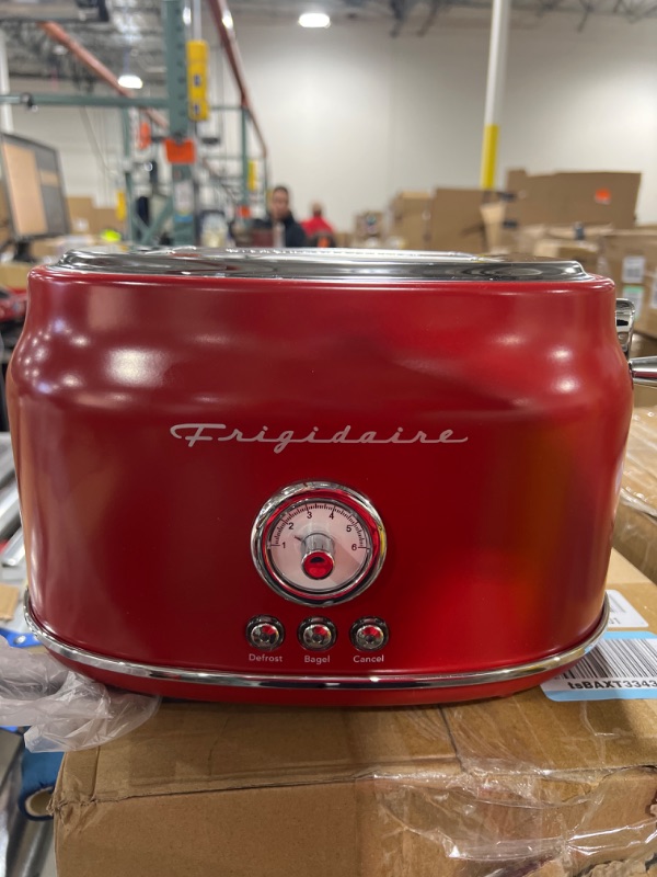 Photo 4 of Frigidaire ETO102-RED Retro Wide 2-Slice Toaster Perfect for Bread, English Muffins, Bagels, 5 Browning Levels, 900w, RED RED Toaster