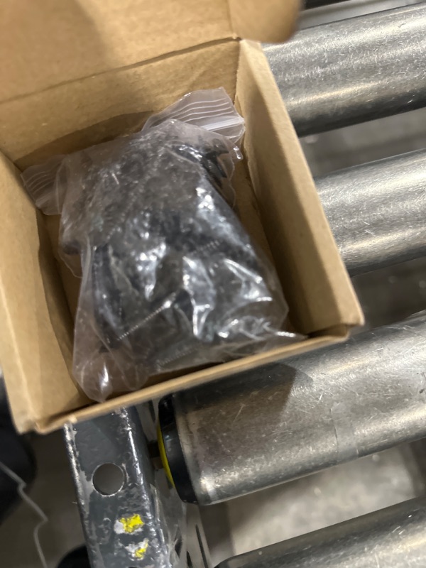 Photo 1 of 100 PCS #8 X 1 Inch Black Coated Flat Head Torx/Star Wood Screws, Stainless Steel 18-8 (A2) Fully Threaded 8 X 1'' Screw by TPOHH #8 X 1 inch Black 100