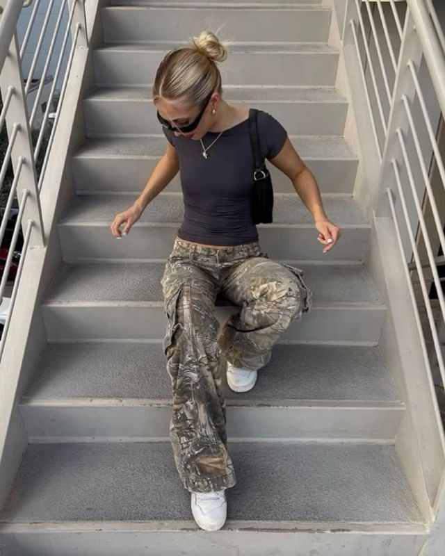 Photo 1 of [Size XL] Shiyinvie Womens Casual Camouflage Camo Cargo Long Pants with Pockets