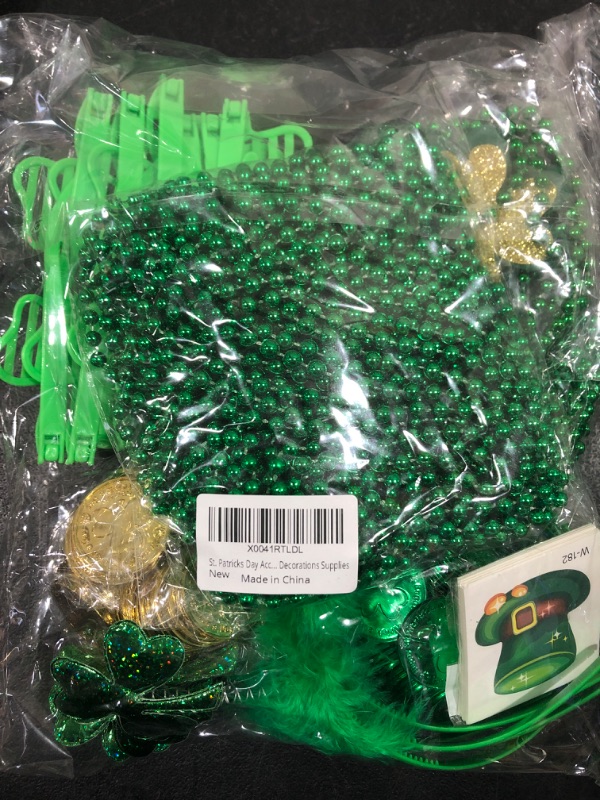 Photo 2 of Eylola 182 PCS St. Patricks Day Accessories Party Favors Necklaces Green Gold Coins Tattoos for Irish St Patrick's Day Decorations Supplies 