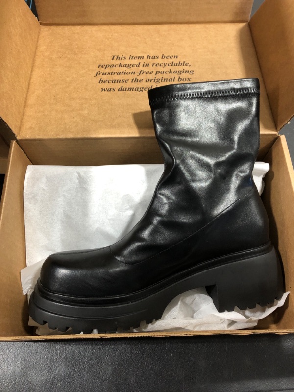 Photo 2 of [Size 10.5] Women's Short Cut Boot- Black Patent Leather