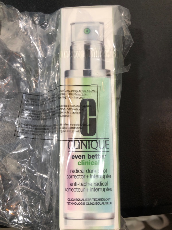 Photo 2 of Clinique Even Better Clinical Dark Spot Corrector Plus Interrupter Corrector Unisex 1.7 oz 1.7 Fl Oz (Pack of 1)