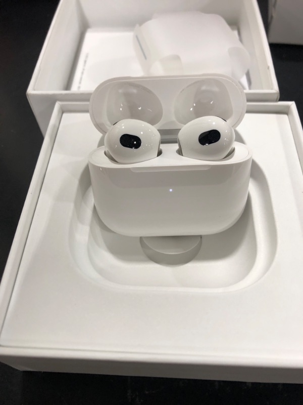 Photo 5 of Apple AirPods with Lightning Charging Case (3rd Generation)