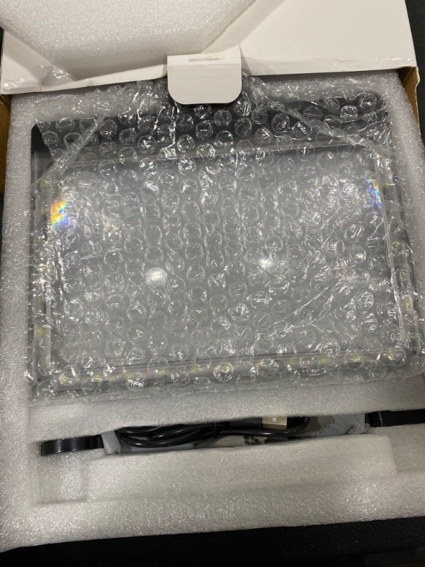 Photo 1 of 4X MAGNIFYING GLASS WITH LIGHT