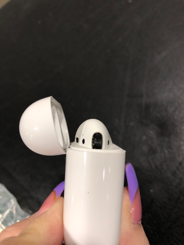 Photo 5 of Apple Airpods In-Ear Bluetooth Wireless Headset 