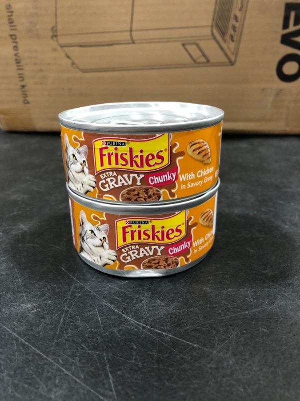 Photo 1 of [Pack of 2] Friskies Extra Gravy Chunky Wet Cat Food With Chicken In Savory Gravy 156g
