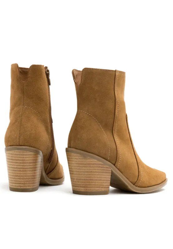 Photo 1 of [Size 9] Ladies Ankle Boots- Tan