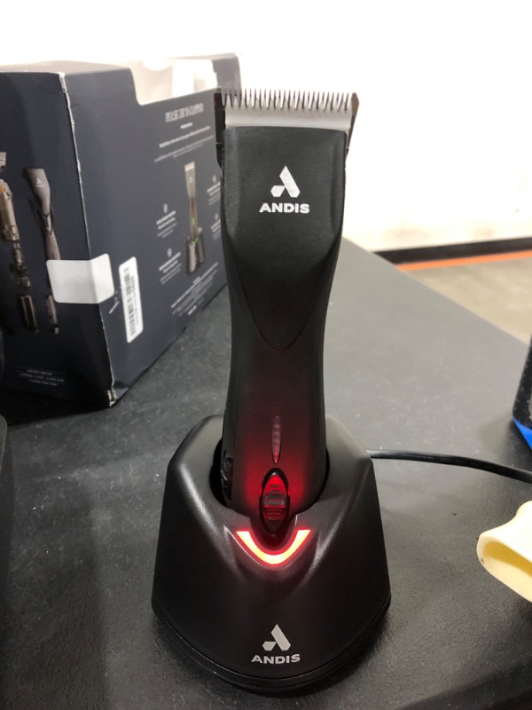 Photo 4 of Andis 79170 Pulse Zr II 5-Speed Detachable Blade Clipper, Cordless Animal/Dog Grooming, Removable Lithium Ion Battery, LED Charge Light, Black