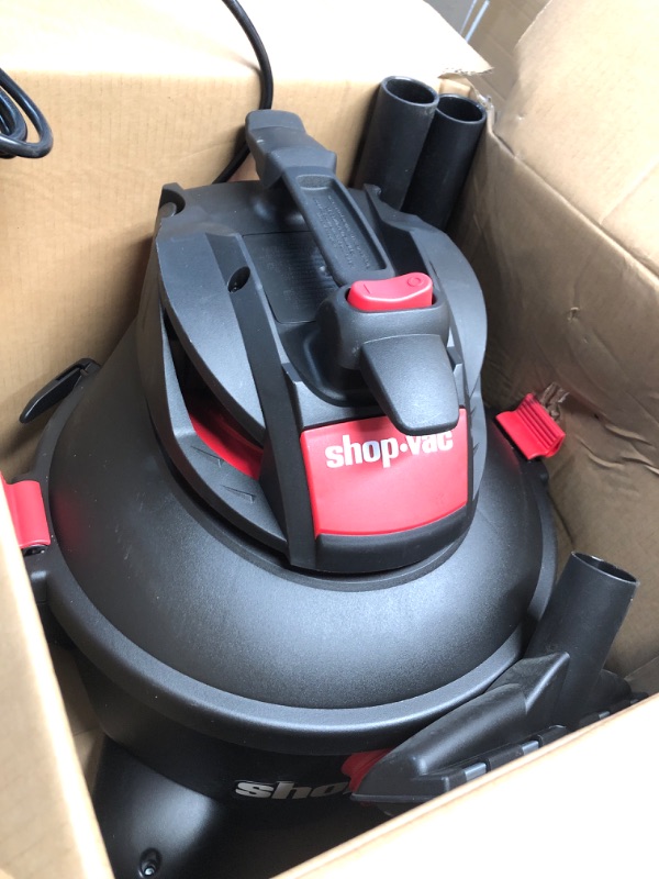 Photo 3 of (missing hose)(see images)Shop-Vac 6-Gallons 3.5-HP Corded Wet/Dry Shop Vacuum with Accessories Included
