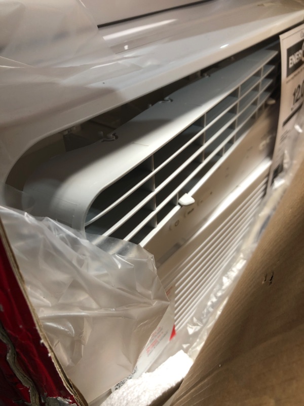 Photo 5 of **VENT BROKEN***Bundle of Frigidaire FHWW104WD1 Window Air Conditioner, 10000 BTU, White + Support Bracket + RAC-9 Premium Air Filter