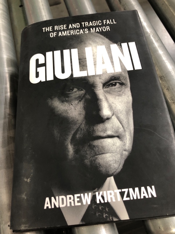 Photo 2 of (slightly bent) Giuliani - by  Andrew Kirtzman (Hardcover)