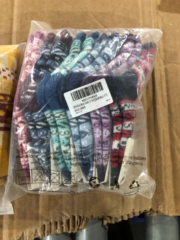 Photo 2 of **BUNDLE**No Returns**(1 pack women's socks/1 pack kids socks)