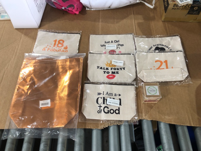 Photo 1 of **BUNDLE**No Returns**