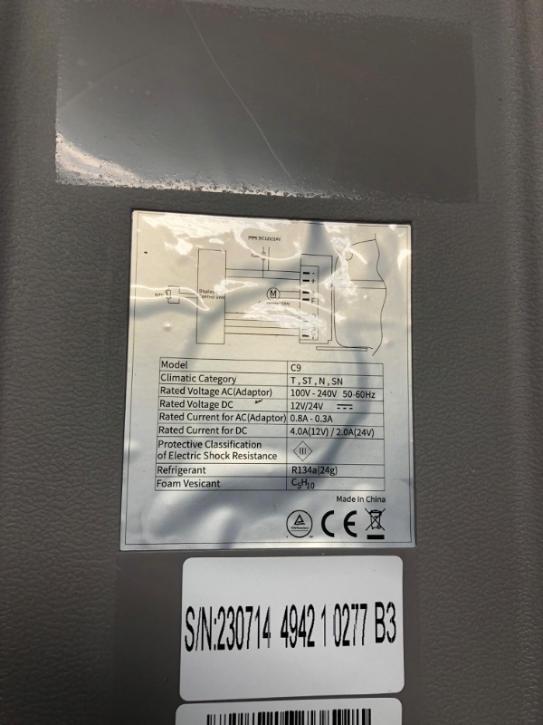 Photo 2 of **NON REFUNDABLE NO RETURNS SOLD AS IS**PARTS ONLY**
VEVOR 12 Volt Refrigerator 10 Qt, Portable Mini Freezer (-4?~68?) W/APP Control Car Compressor Fridge Cooler 12V/24V DC and 110-220V AC For Camping, Road Trip, Travel, Outdoor and Home 10 Quart