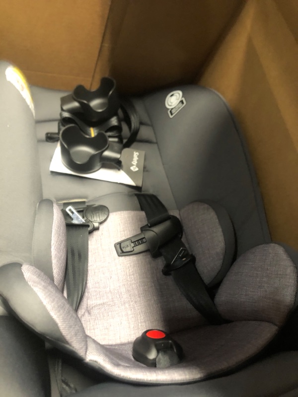 Photo 3 of **MANUFACTURED: 2024-1-29**  Safety 1st Jive 2-in-1 Convertible Car Seat, Rear-facing 5-40 pounds and Forward-facing 22-65 pounds, Harvest Moon