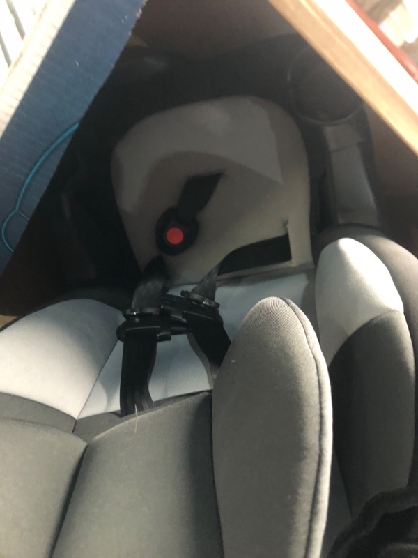 Photo 2 of **MANUFACTURED: 2024-04-11**  Safety 1st Grand 2-in-1 Booster Car Seat,  Black Sparrow