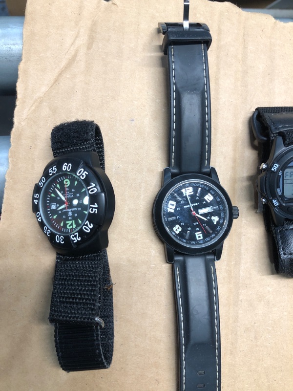 Photo 2 of **Bundle of 4 **nonrefundable
4 watches 