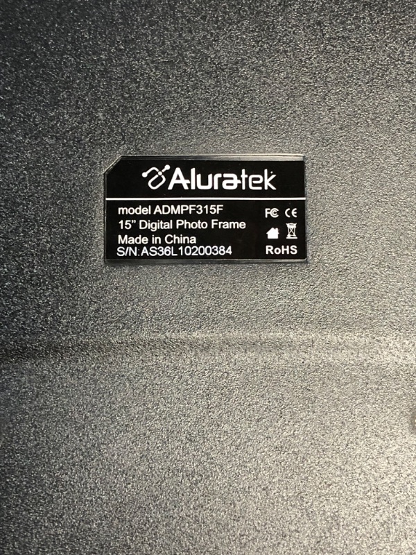 Photo 3 of Aluratek 15" LCD Digital Photo Frame w/4GB Built-In Mem & USB SD/SDHC Support (ADMPF315F)