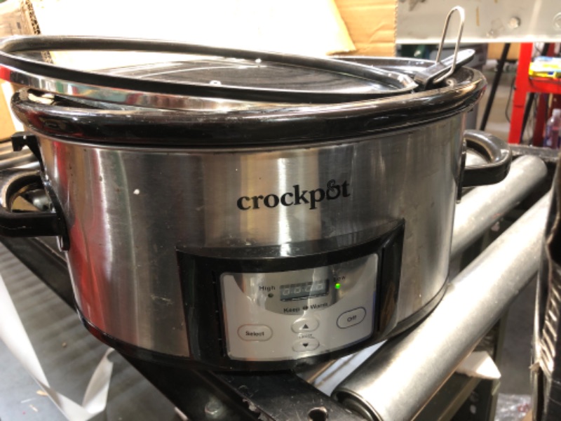 Photo 2 of [READ NOTES]
Hamilton Beach Portable 6-Quart Set & Forget Digital Programmable Slow Cooker With Temperature Probe, Lid Lock, Stainless Steel (33969A)