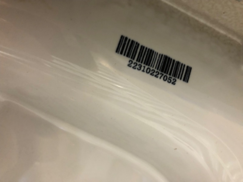 Photo 1 of ***USED - LIKELY MISSING PARTS - UNABLE TO VERIFY FUNCTIONALITY***
Glacier Bay 12 inch Rough In Two-Piece 1.1 GPF/1.6 GPF Dual Flush Round Toilet in White Seat Included