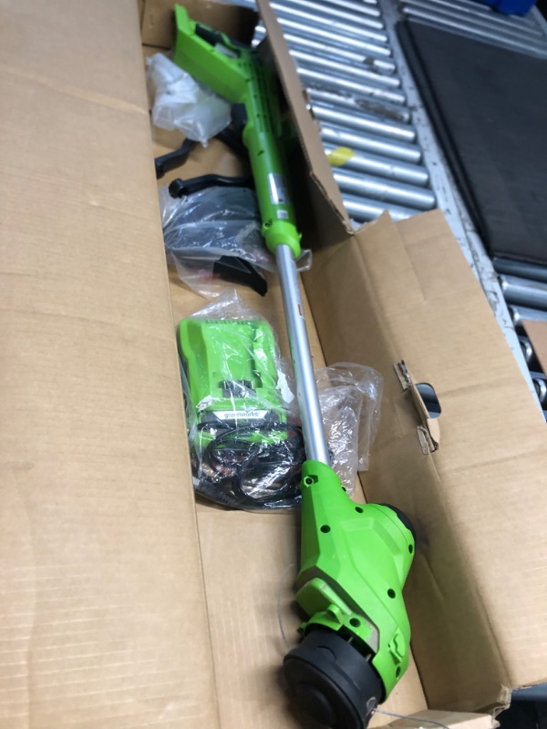 Photo 3 of ***USED - NO BATTERY - UNABLE TO TEST - DIRTY - SEE PICTURES***
Greenworks 24V 11" Cordless TORQDRIVE™ String Trimmer, 2.0Ah USB Battery and Charger Included