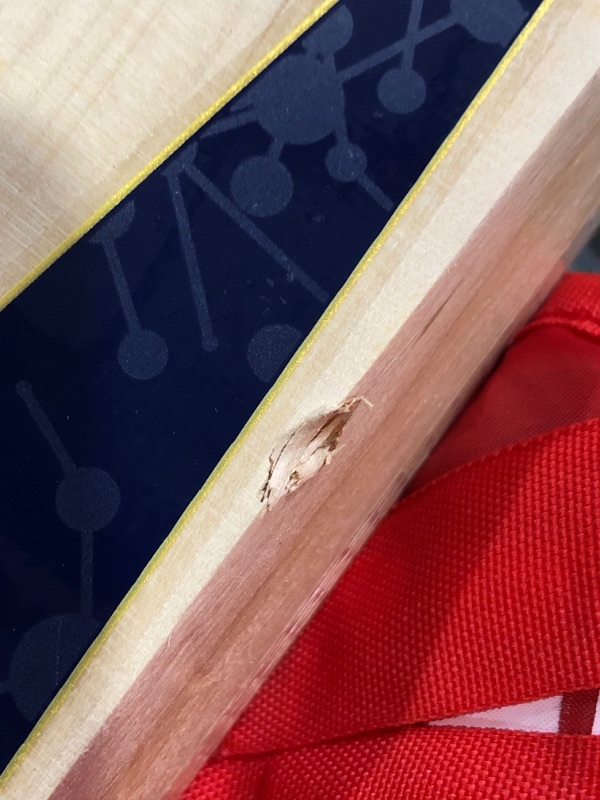 Photo 3 of (see images for damage0 Puma RCB City Bat FS