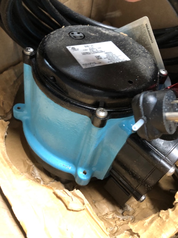 Photo 4 of ***READ*Similar to photo*STOCK PHOTO FOR REFERENCE ONLY**
Little Giant Select Series LG-APCP1700 1/3 HP, 1745 GPH, Automatic, Submersible, Swimming Pool Cover Pump with 25-Ft. Cord