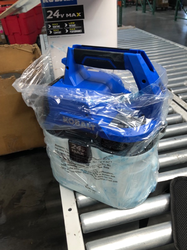 Photo 2 of ***USED - NO BATTERY OR CHARGER - UNABLE TO TEST - LEAKING BLUE FLUID - SEE PICTURES***
Kobalt 2.11-gallon Plastic Handheld Sprayer