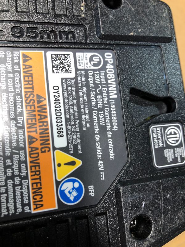 Photo 7 of ***USED - POWERS ON - UNABLE TO TEST FURTHER***
40V HP Brushless Whisper Series 160 MPH 650 CFM Cordless Battery Leaf Blower with 4.0 Ah Battery and Charger