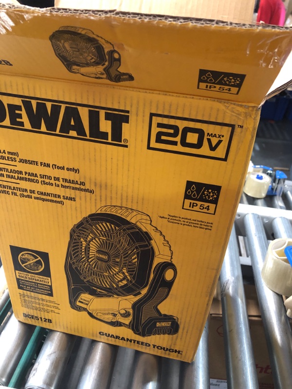 Photo 3 of DEWALT 20V MAX* Jobsite Fan, Tool Only (DCE512B) Jobsite Fan (NEW)