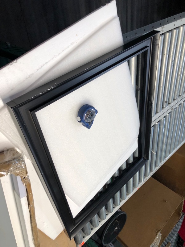 Photo 6 of ***USED - MAJOR DAMAGE - MIRROR HAS POPPED OUT OF FRAME - SEE PICTURES - DENTED AS WELL***
36X30 Inch Black Bathroom Mirrors for Wall,Metal Frame Farmhouse Home Decor Mirror,Modern Wall Mounted Vanity Rectangle Mirror,Beveled Edge(Horizontally or Vertical