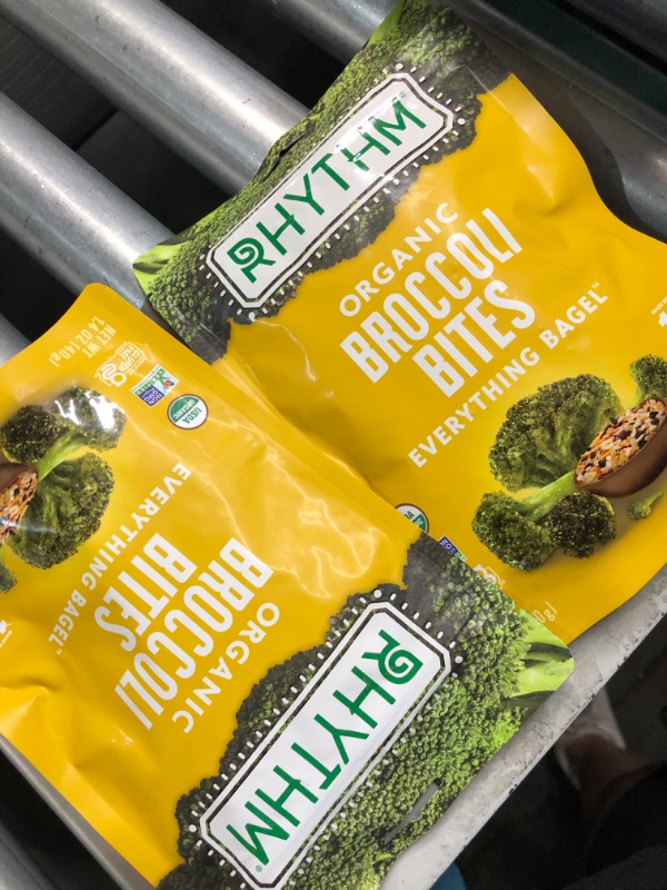 Photo 2 of *expires july 2024* (Pack of 2) Rhythm Superfoods Crunchy Broccoli Bites, Everything Bagel Seasoning, Organic & Non-GMO, 1.4 Oz, Vegan/Gluten-Free Vegetable Superfood Snacks