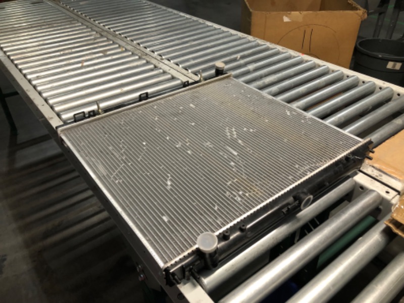 Photo 8 of ***USED - MAJOR DAMAGE - SEE COMMENTS***
DWVO Radiator Complete Radiator Compatible with 2005-2019 Pathfinder Frontier Xterra Suzuki Equator 4.0L V6 5.6L V8