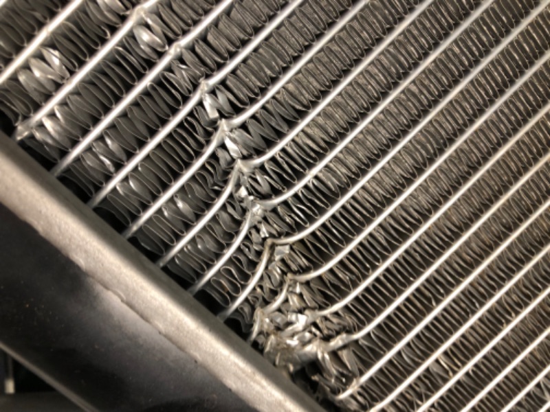 Photo 9 of ***USED - MAJOR DAMAGE - SEE COMMENTS***
DWVO Radiator Complete Radiator Compatible with 2005-2019 Pathfinder Frontier Xterra Suzuki Equator 4.0L V6 5.6L V8