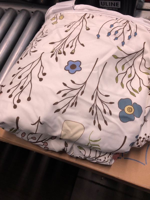 Photo 2 of ** Missing pillow covers**DUVET COVER ONLY****Zusbest Queen Sheet Set 100% Percale Cotton Green Floral Bed Sheet Set Yellow Flower & Green Leaves Botanical Pattern Printed on White Garden Luxury Crisp Soft Deep Pocket Fitted Sheet 17.5'' 