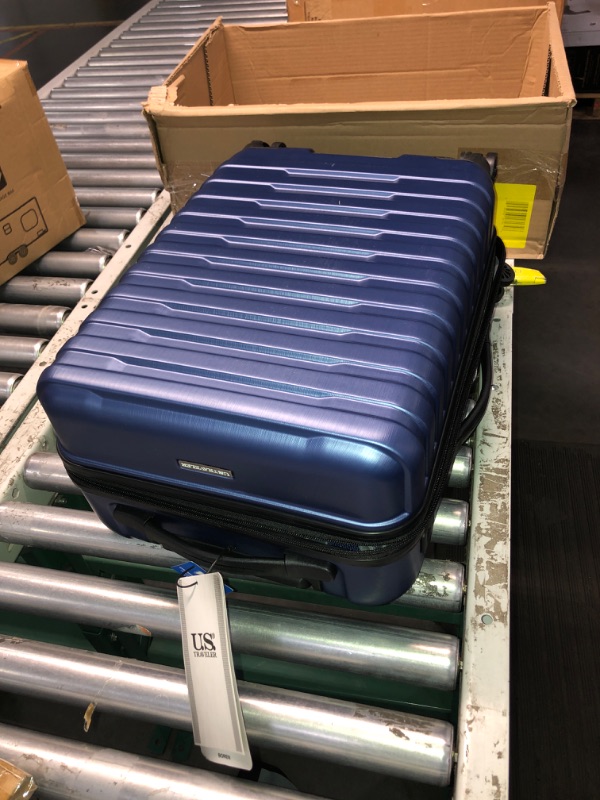 Photo 2 of (READ FULL POST) Traveler's Choice Pagosa Indestructible Hardshell Expandable Spinner Luggage, Navy, Carry-on
