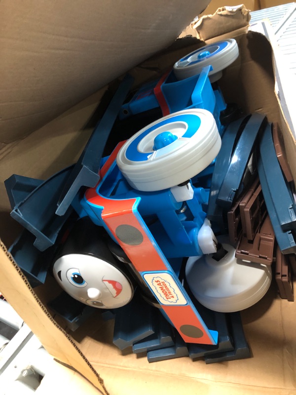 Photo 4 of ****NON REFUNDABLE NO RETURNS SOLD AS IS***PARTS ONLY**
Broken. Sounds like the gears ARE BAD barely moves and makes a LOUD sound.Power Wheels Thomas & Friends Ride-On Train, Thomas **USED** *ELECTRONIC SOUNDS OPERATE* **